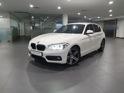 BMW 118i  (2017)